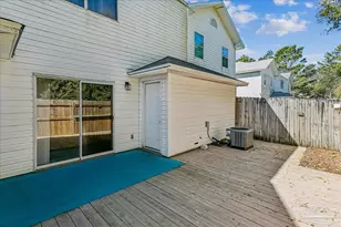 6922 Sea Turtle Cir, Navarre, FL 32566 - Photo 23