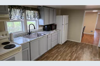 2813 N F St, Pensacola, FL 32501 - Photo 9