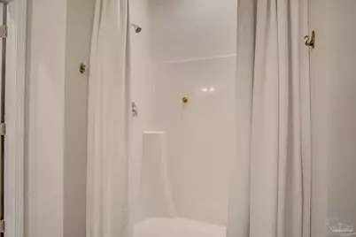 8130 Fir Tree Dr, Milton, FL 32583 - Photo 17