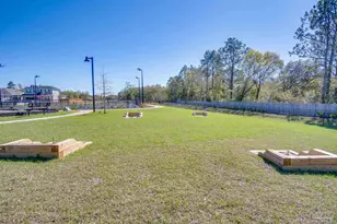 8130 Fir Tree Dr, Milton, FL 32583 - Photo 39