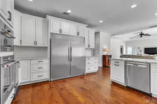 175 Camelia St, Gulf Breeze, FL 32561 - Photo 17