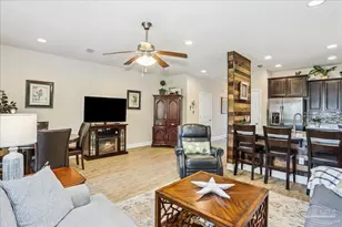 8881 Brown Pelican Cir, Navarre, FL 32566 - Photo 7