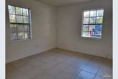 5376 Conecuh St, Milton, FL 32570 - Photo 9