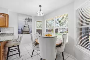 6878 Camarilla Ct, Navarre, FL 32566 - Photo 13