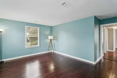 100 Milton Rd, Pensacola, FL 32507 - Photo 9