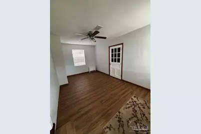 100 Milton Rd, Pensacola, FL 32507 - Photo 5