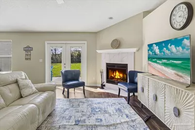 2528 Houston Cir, Gulf Breeze, FL 32563 - Photo 5