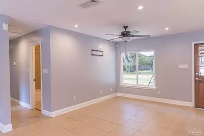 30 Hancock Ln, Pensacola, FL 32503 - Photo 5