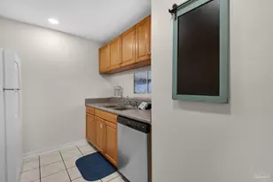 8443 Gulf Blvd, Navarre, FL 32566 - Photo 7