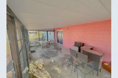 6511 E Shore Dr, Pensacola, FL 32505 - Photo 17