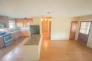 6511 E Shore Dr, Pensacola, FL 32505 - Photo 5