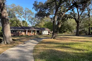 1904 N 61st Ave, Pensacola, FL 32506 - Photo 43