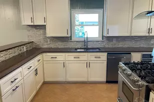 1904 N 61st Ave, Pensacola, FL 32506 - Photo 9