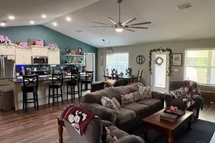 5653 Burr St, Milton, FL 32570 - Photo 7