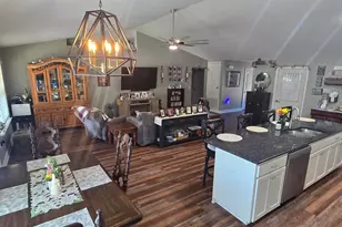 5653 Burr St, Milton, FL 32570 - Photo 7