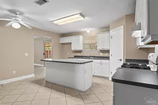 3243 Moss Point Ln, Cantonment, FL 32533 - Photo 9