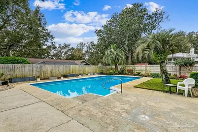 2817 Oak Ridge Dr, Gulf Breeze, FL 32563 - Photo 35