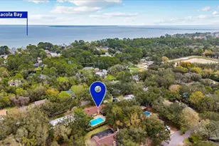 2817 Oakridge Dr, Gulf Breeze, FL 32563 - Photo 43