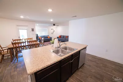 6262 Churchill Cir, Milton, FL 32583 - Photo 3