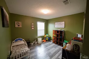 6262 Churchill Cir, Milton, FL 32583 - Photo 9