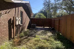 2864 Villa Woods Cir, Gulf Breeze, FL 32563 - Photo 15