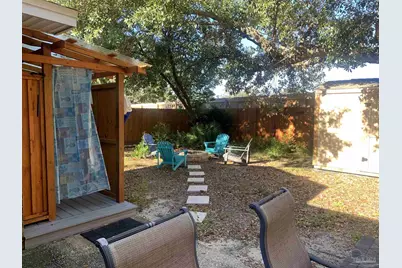 2864 Villa Woods Cir, Gulf Breeze, FL 32563 - Photo 13