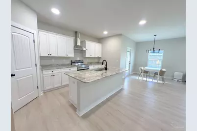 6712 Sarah Ann Way, Laurel Hill, FL 32567 - Photo 13