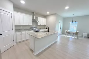 6712 Sarah Ann Way, Laurel Hill, FL 32567 - Photo 13