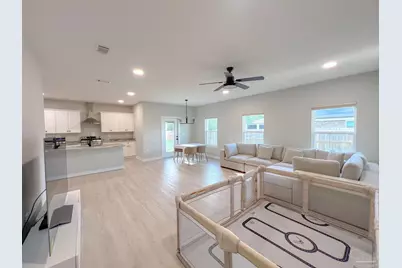 6712 Sarah Ann Way, Laurel Hill, FL 32567 - Photo 11