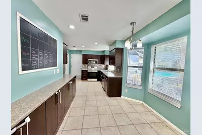 1556 Oak Shore Dr, Gulf Breeze, FL 32563 - Photo 11