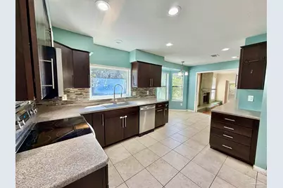 1556 Oak Shore Dr, Gulf Breeze, FL 32563 - Photo 15