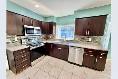 1556 Oak Shore Dr, Gulf Breeze, FL 32563 - Photo 13