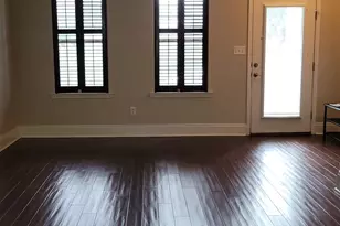 1010 N Hayne St, Pensacola, FL 32501 - Photo 9