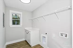 478 Ronda St, Pensacola, FL 32534 - Photo 9