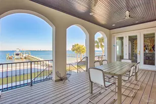 525 Deer Point Dr, Gulf Breeze, FL 32561 - Photo 35