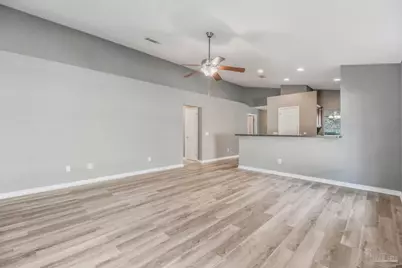 648 Mozingo Ln, Pensacola, FL 32514 - Photo 5