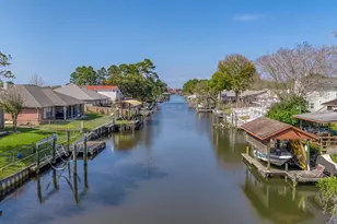 1601 College Pkwy, Gulf Breeze, FL 32563 - Photo 5