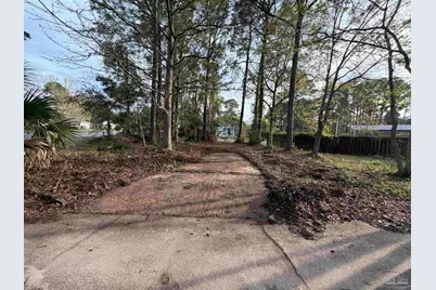 1601 College Pkwy, Gulf Breeze, FL 32563 - Photo 5