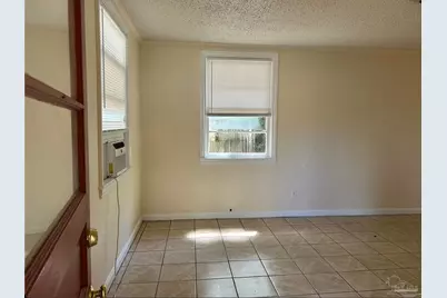 13 Marine Dr, Pensacola, FL 32507 - Photo 23