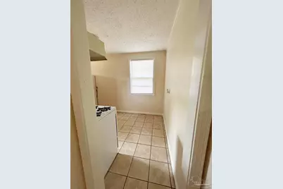 13 Marine Dr, Pensacola, FL 32507 - Photo 15