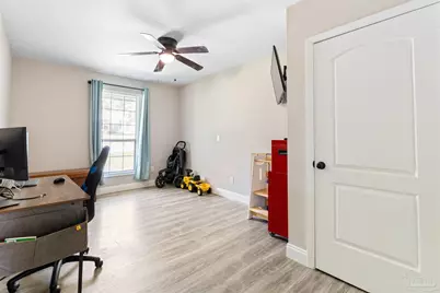 919 Blue Springs Dr, Pensacola, FL 32505 - Photo 15
