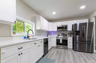 919 Blue Springs Dr, Pensacola, FL 32505 - Photo 11