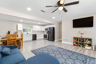 919 Blue Springs Dr, Pensacola, FL 32505 - Photo 9