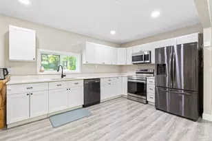 919 Blue Springs Dr, Pensacola, FL 32505 - Photo 7