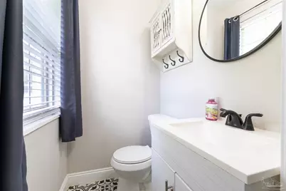 919 Blue Springs Dr, Pensacola, FL 32505 - Photo 17