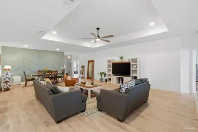 6290 Jenks Dr, Gulf Breeze, FL 32563 - Photo 9