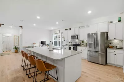 6290 Jenks Dr, Gulf Breeze, FL 32563 - Photo 15