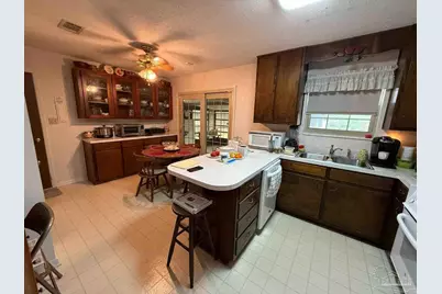 5505 Fairview Dr, Pensacola, FL 32505 - Photo 13