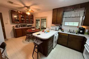 5505 Fairview Dr, Pensacola, FL 32505 - Photo 13