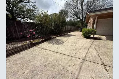 5505 Fairview Dr, Pensacola, FL 32505 - Photo 3